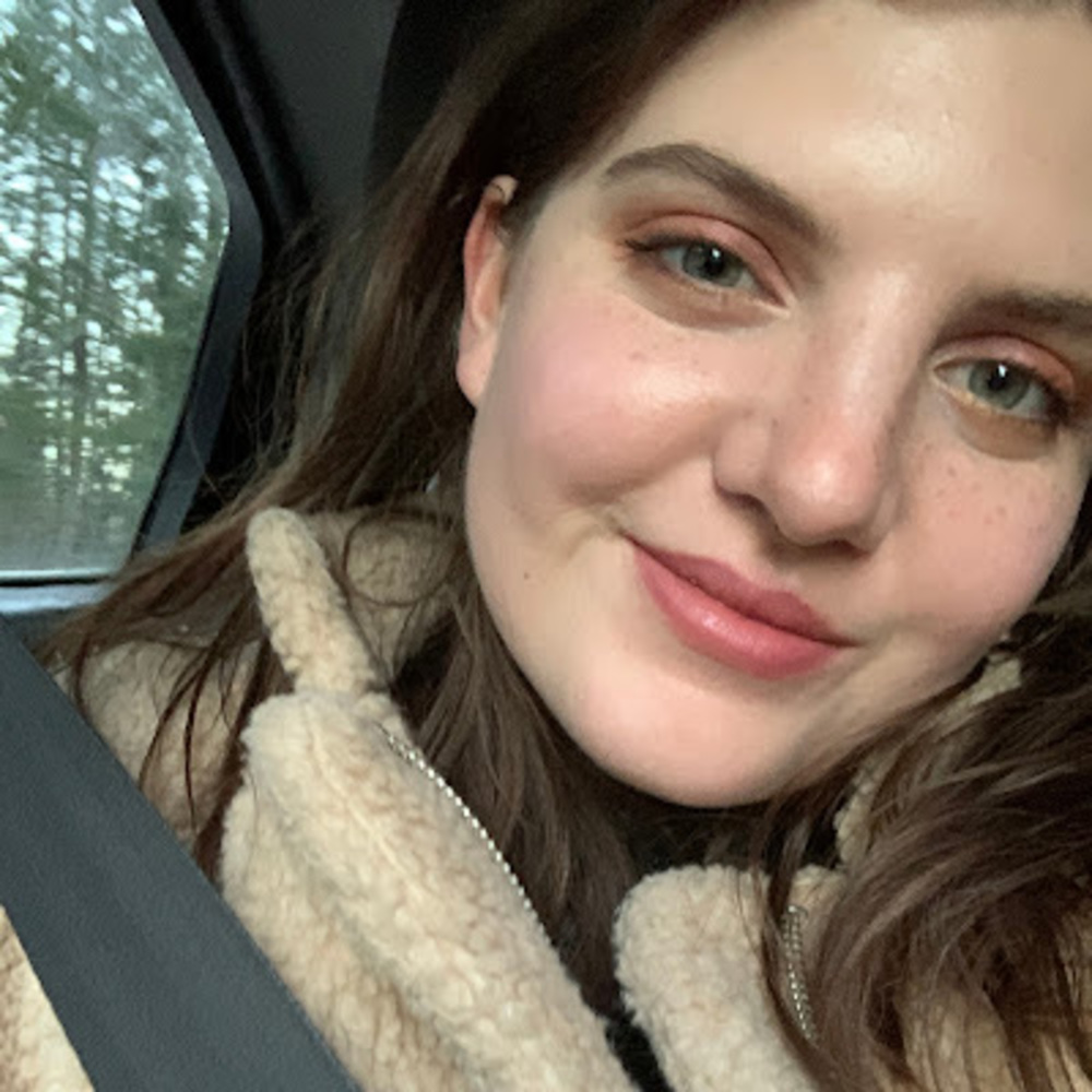 Meet your Posher, Emily